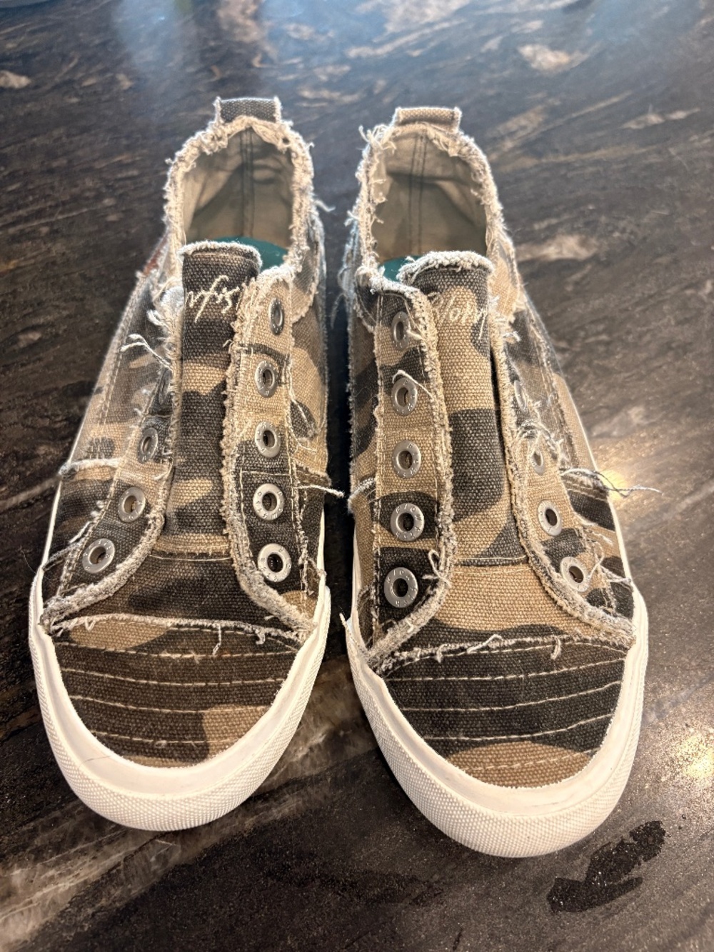Blowfish camo sneakers size 7